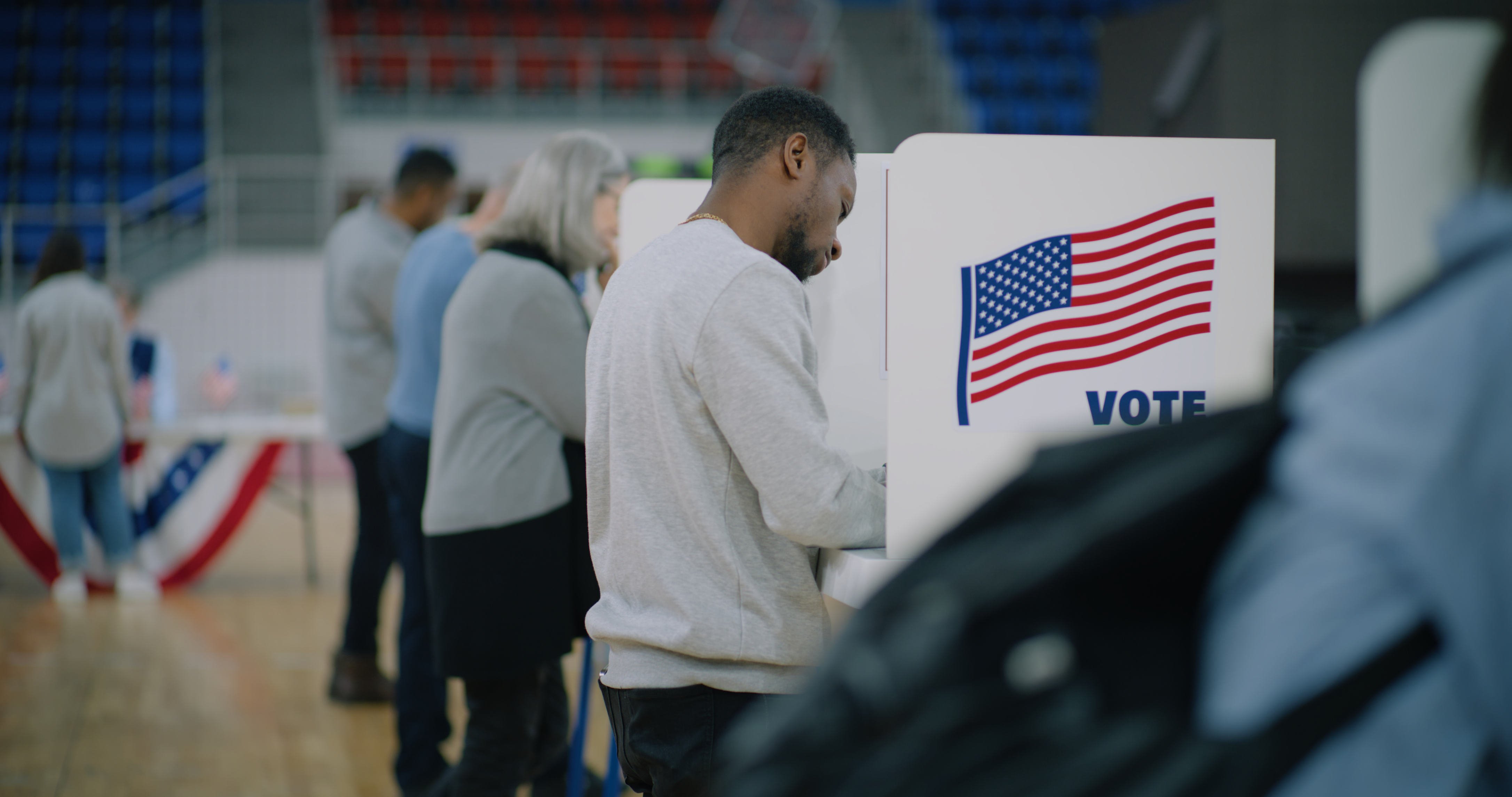 people voting at their polling place